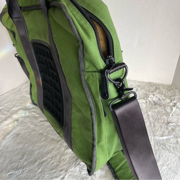 Puma Green Messenger Large Bag with Black and Yellow Accents - Picture 17 of 17